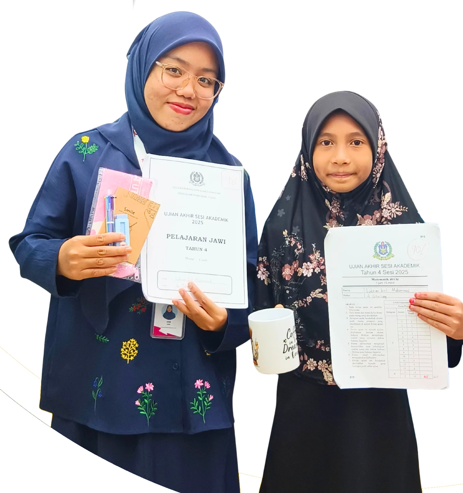 Lubnaa bersama guru dan bukti keputusan peperiksaan
